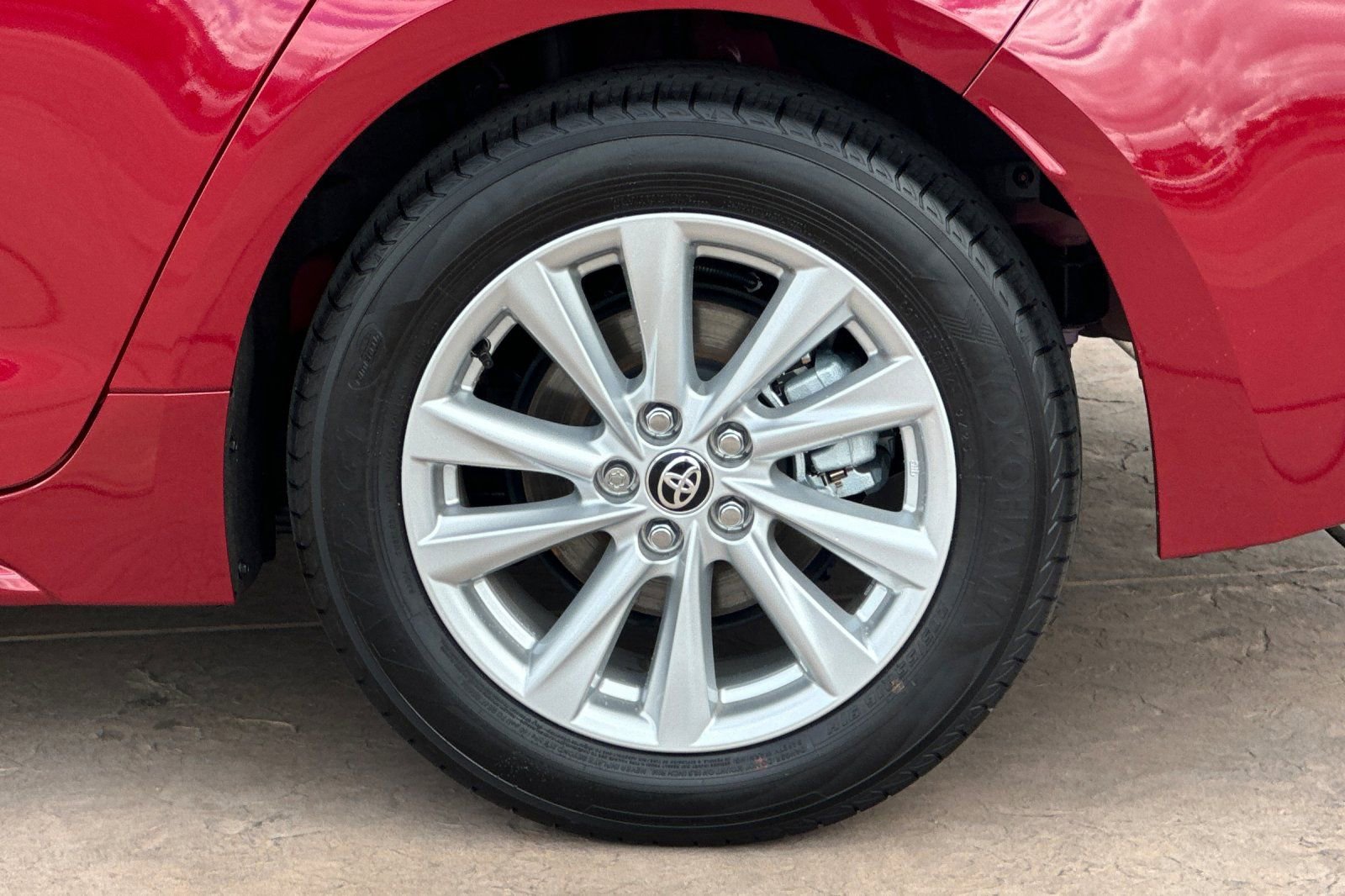 Certified 2026 Toyota Corolla LE w/ LE Premium Package FWD image 31