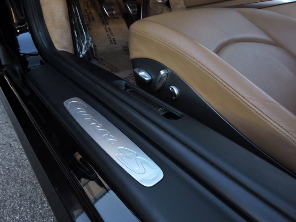 Used 2006 Porsche 911 Carrera 4S image 19