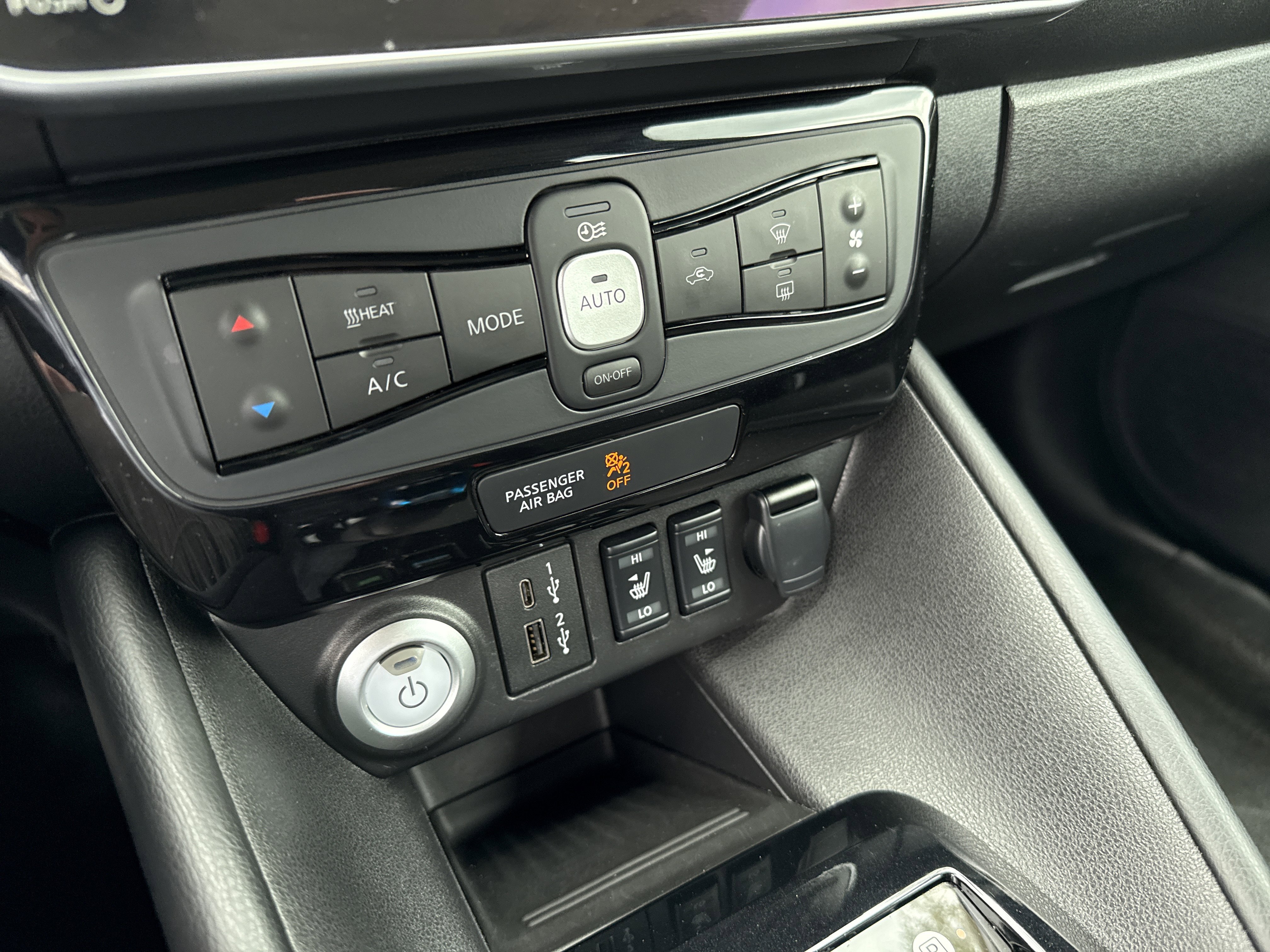 Certified 2025 Nissan Leaf SV Plus FWD image 21