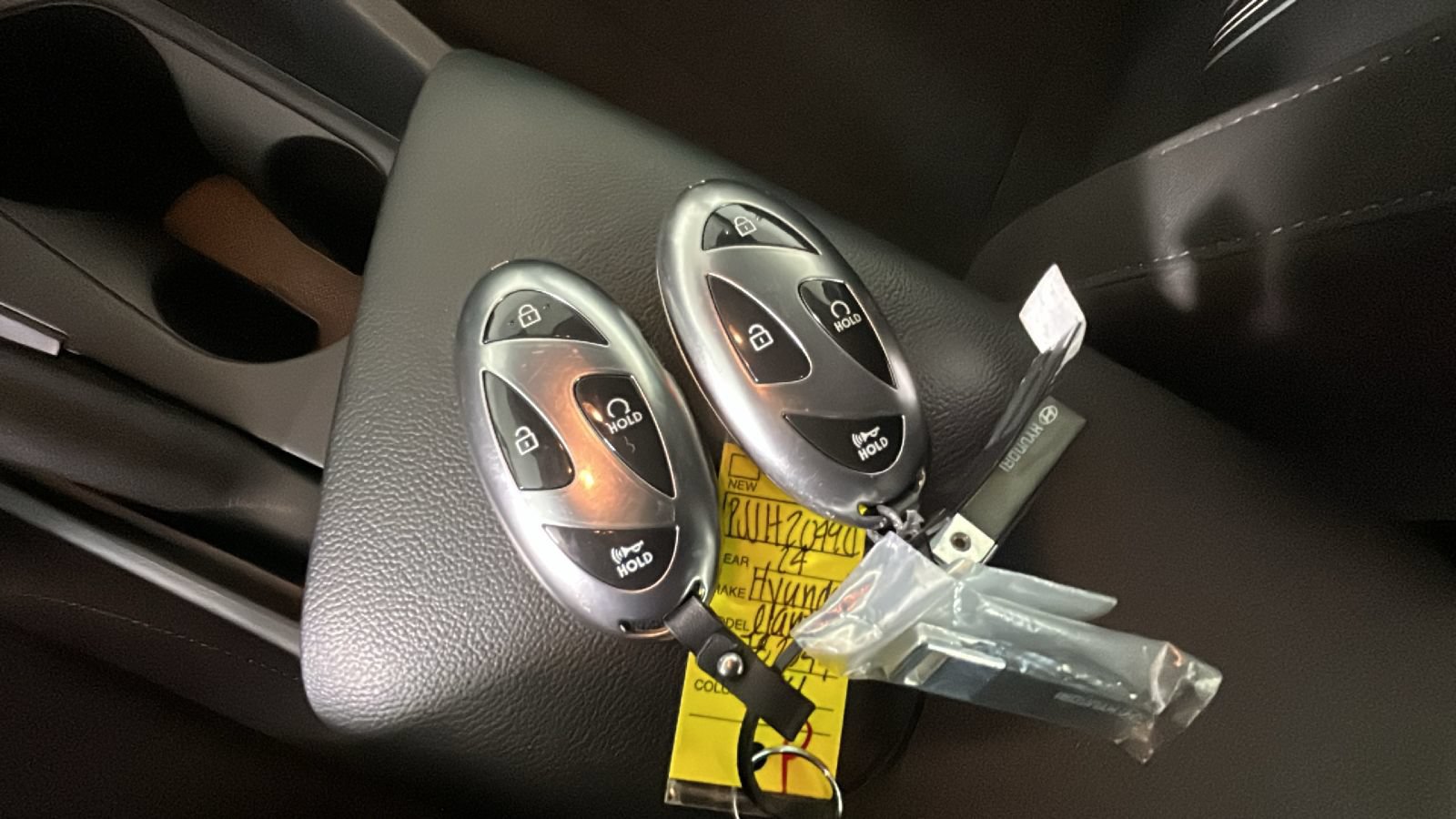 Used 2024 Hyundai Elantra SEL FWD image 23