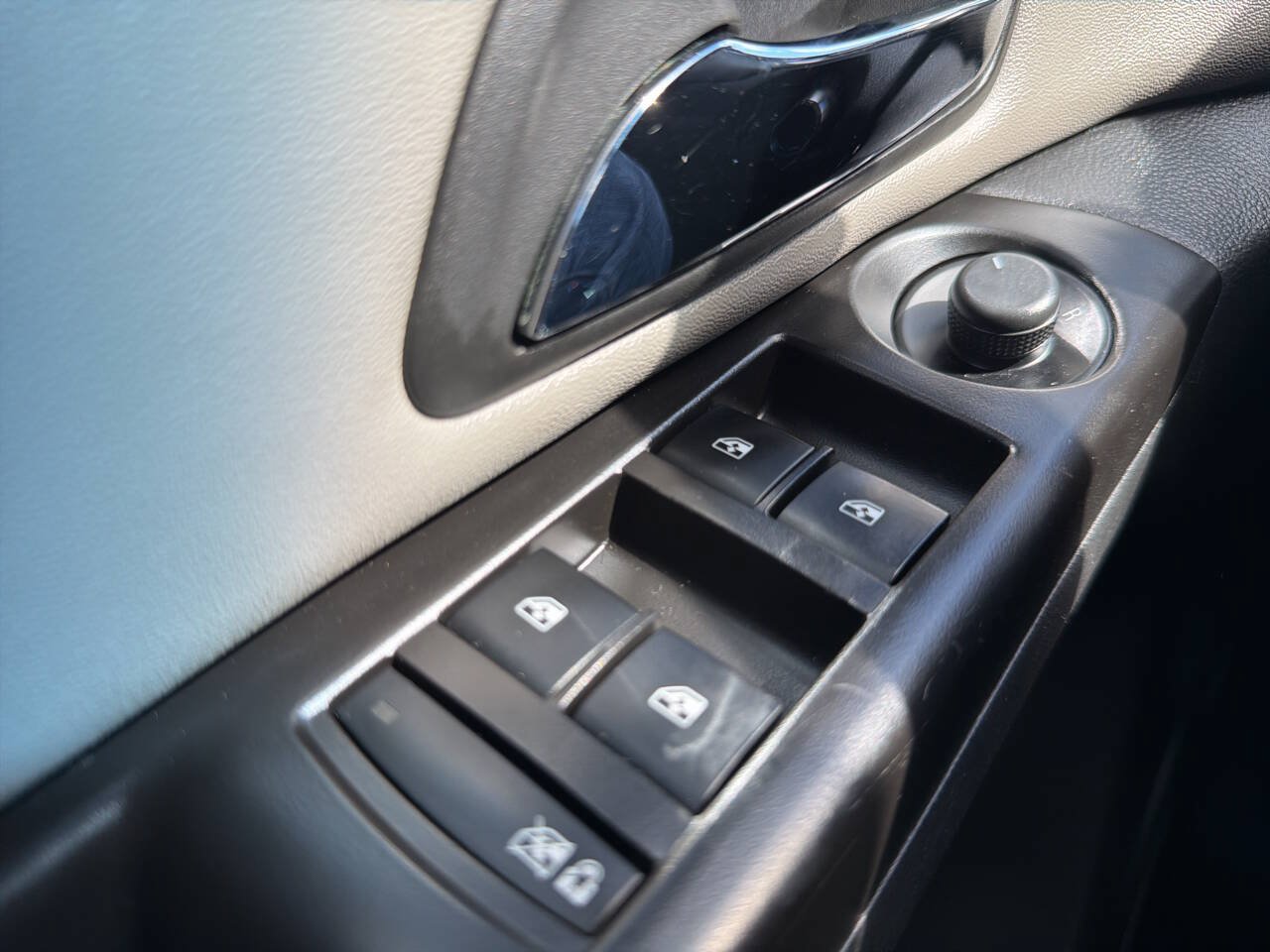 Used 2012 Chevrolet Cruze LS w/ Connectivity Package FWD image 10