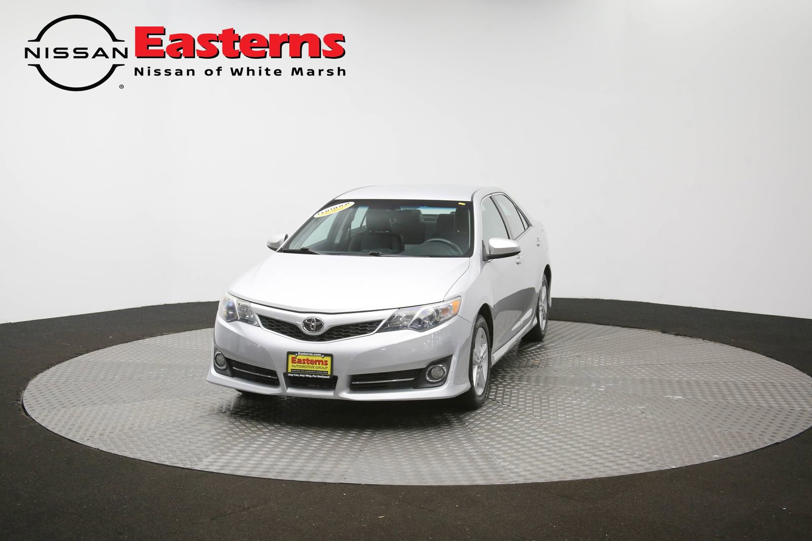 Used 2014 Toyota Camry SE FWD image 53