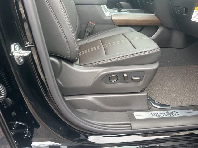 New 2026 Chevrolet Silverado 3500 High Country w/ Technology Package image 33