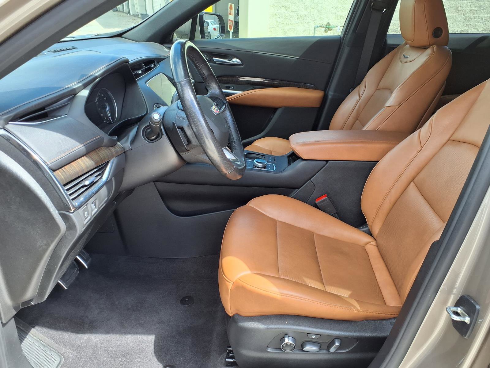 Used 2023 Cadillac XT4 Sport image 19