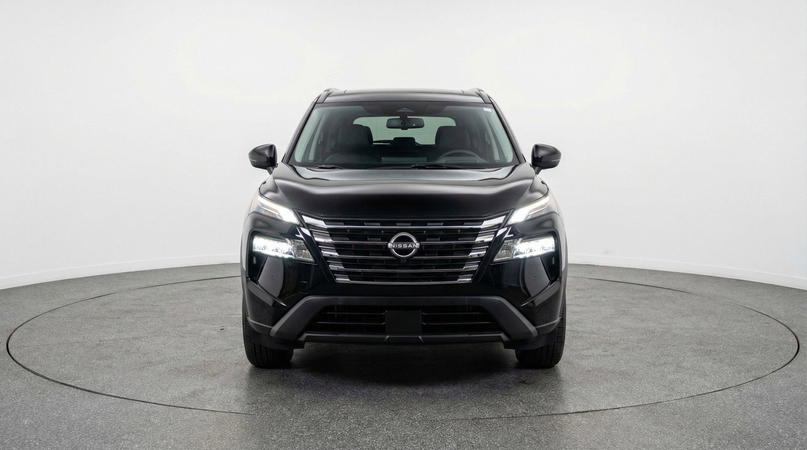 Used 2025 Nissan Rogue SV FWD image 2