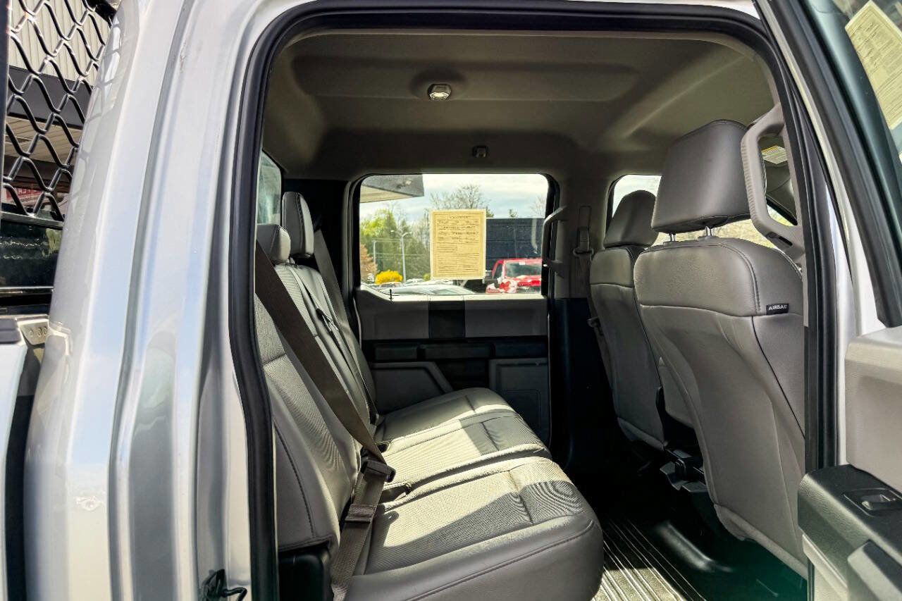 Used 2017 Ford F150 XL w/ Equipment Group 101A Mid AWD/4WD image 14