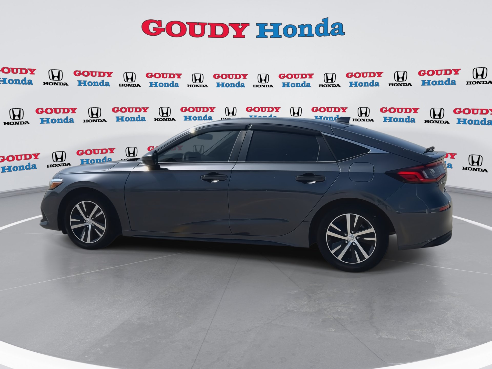 Used 2024 Honda Civic LX image 6