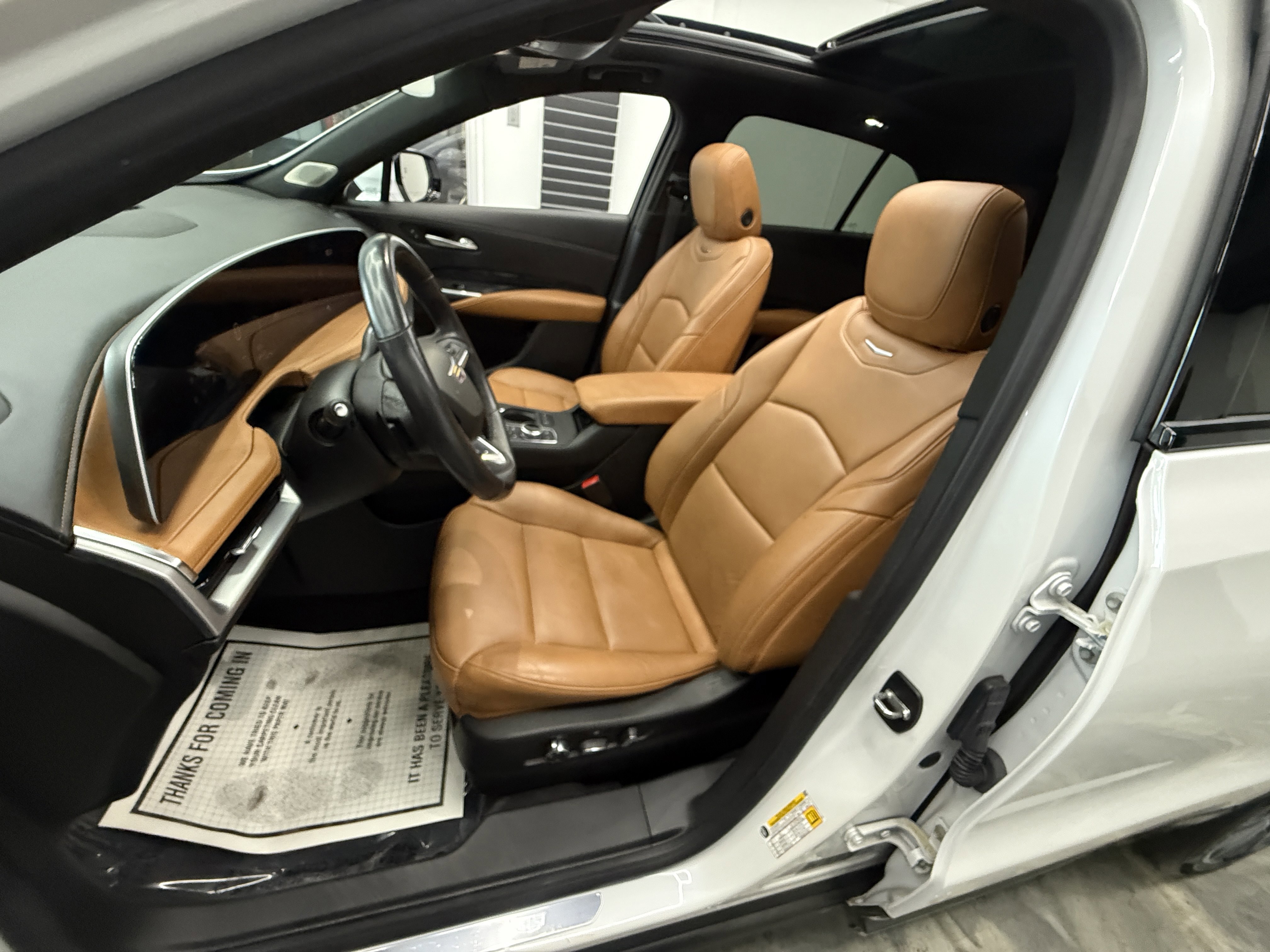 Used 2024 Cadillac XT4 Sport image 14