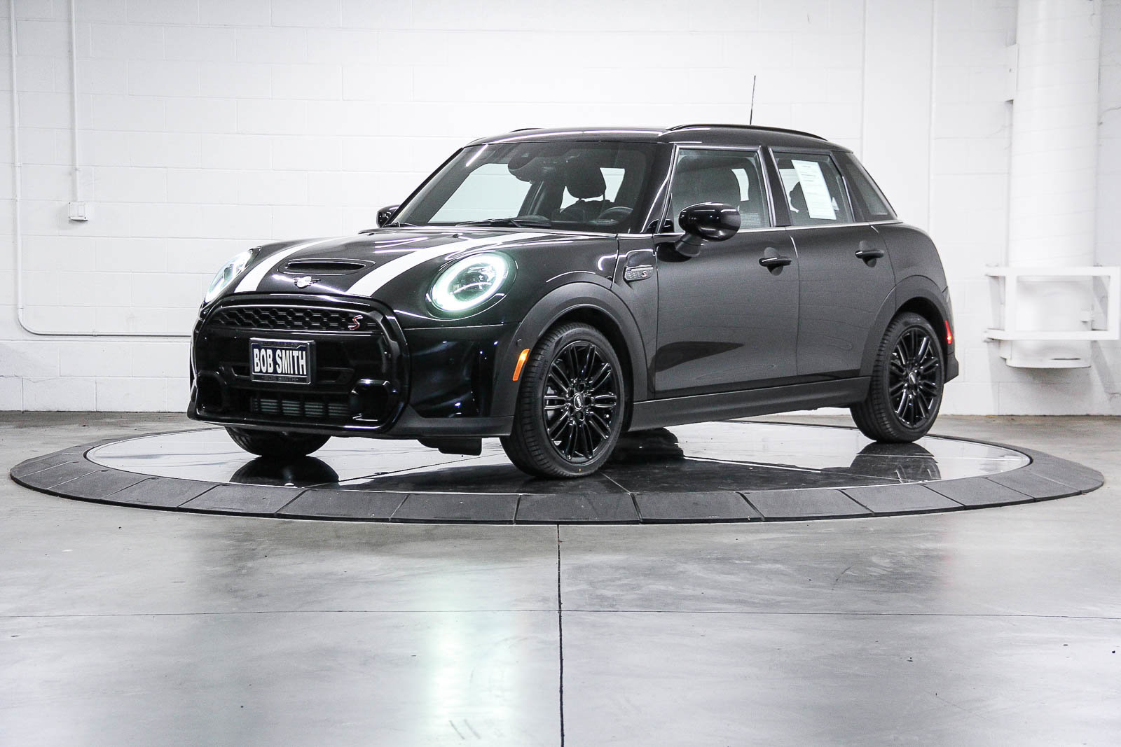 Certified 2023 MINI Cooper S FWD image 3