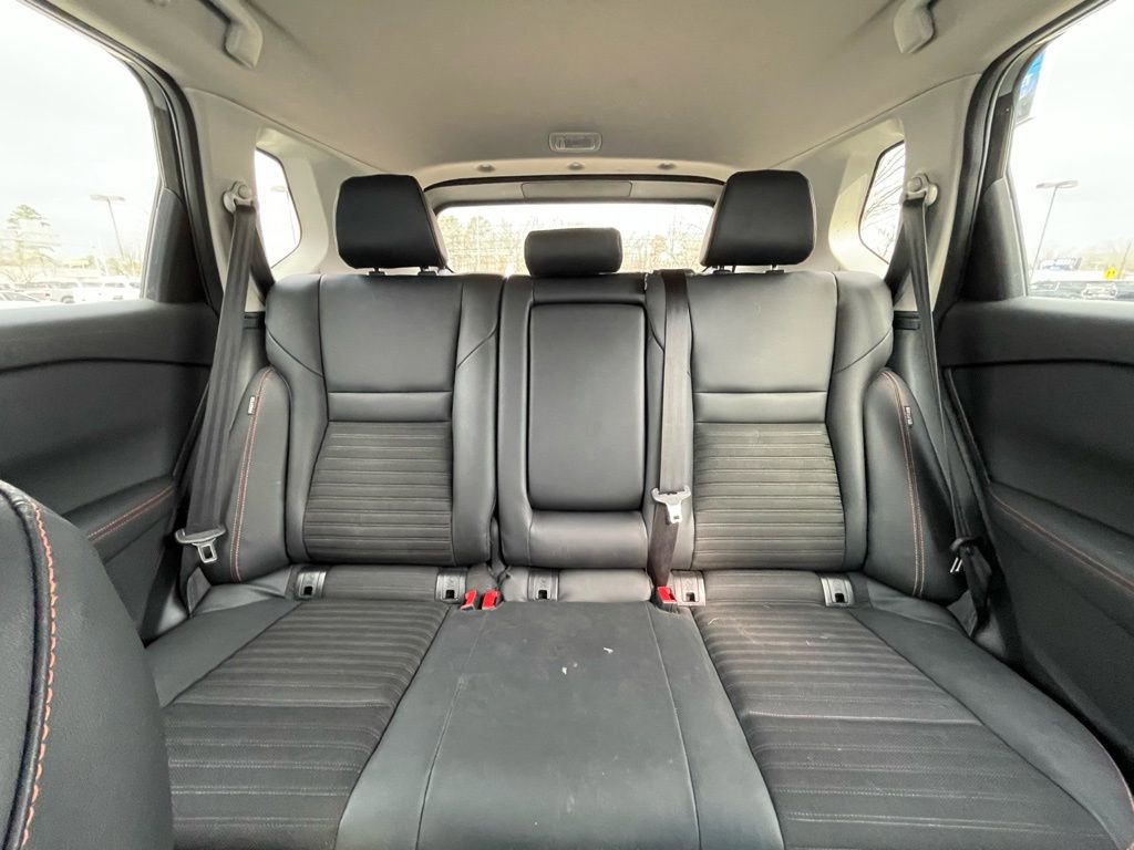 Used 2025 Nissan Rogue SV image 30