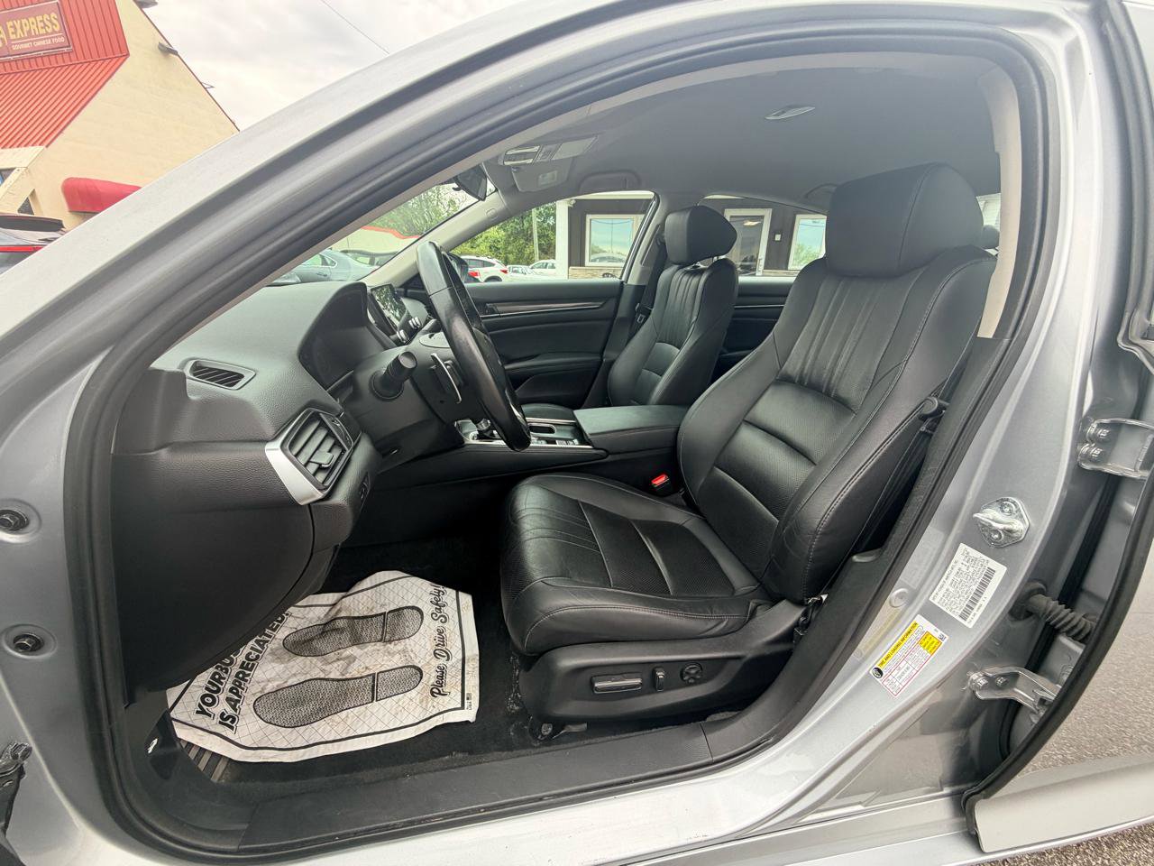 Used 2021 Honda Accord Sport Special Edition image 13