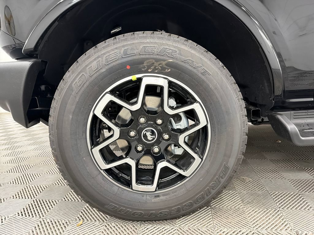 New 2026 Ford Bronco Outer Banks image 11