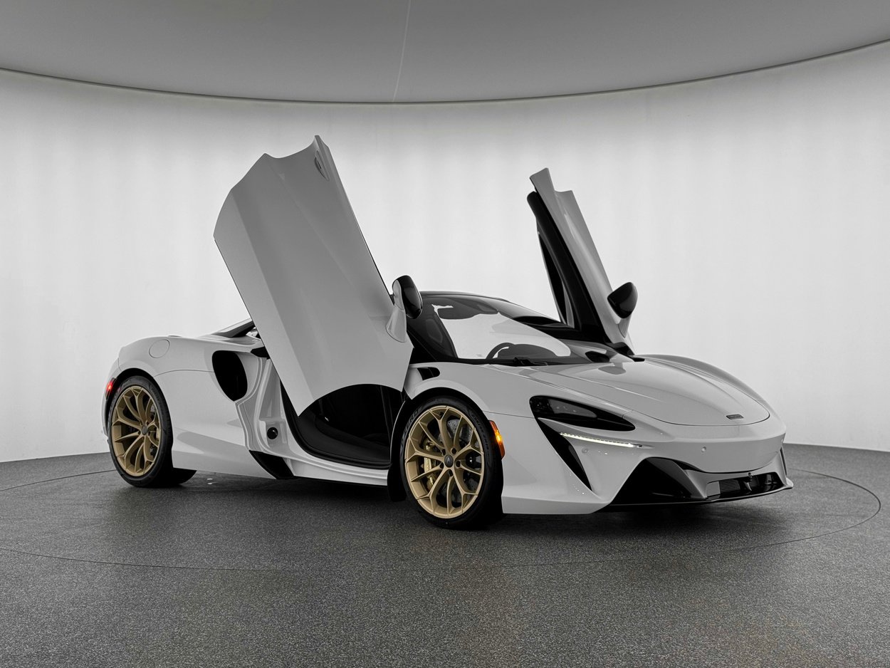 New 2026 McLaren Artura Spider image 8