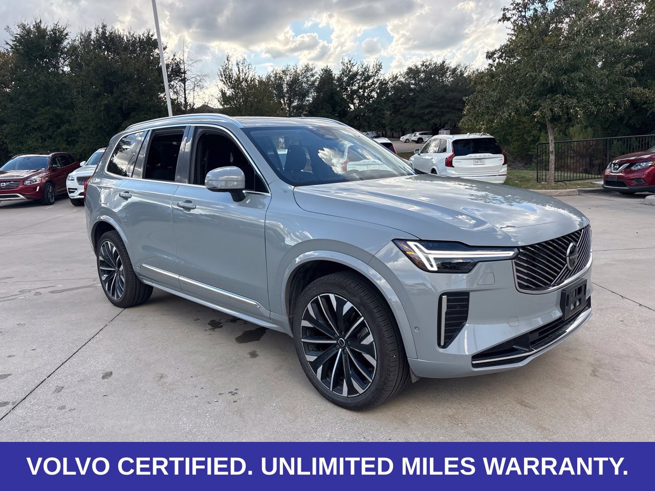 Certified 2026 Volvo XC90 B6 Plus AWD/4WD image 3
