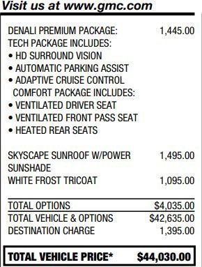 Used 2024 GMC Terrain Denali w/ Denali Premium Package AWD/4WD image 2