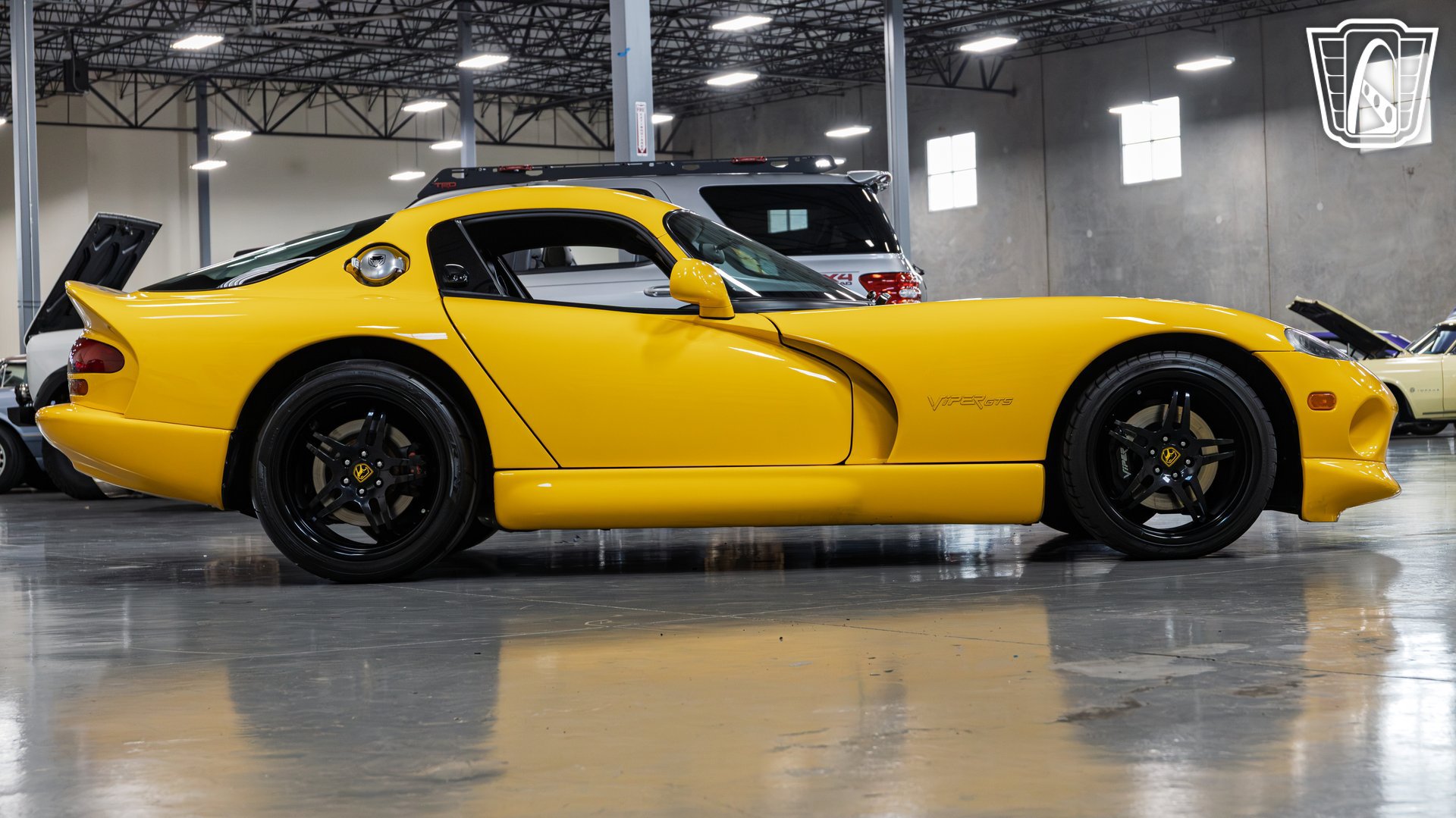 Used 2001 Dodge Viper GTS RWD image 34