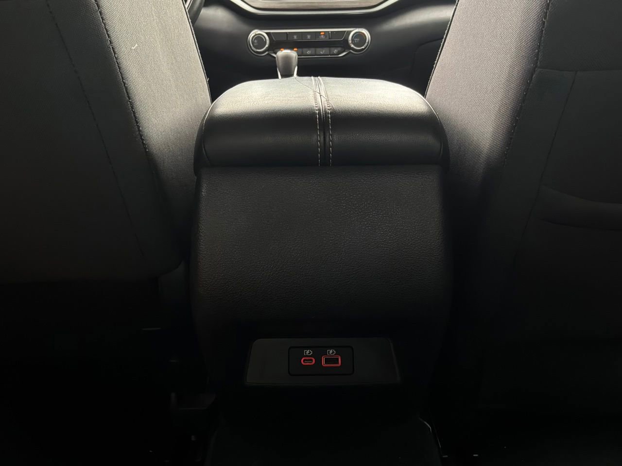 Used 2025 Nissan Altima 2.5 SV FWD image 13