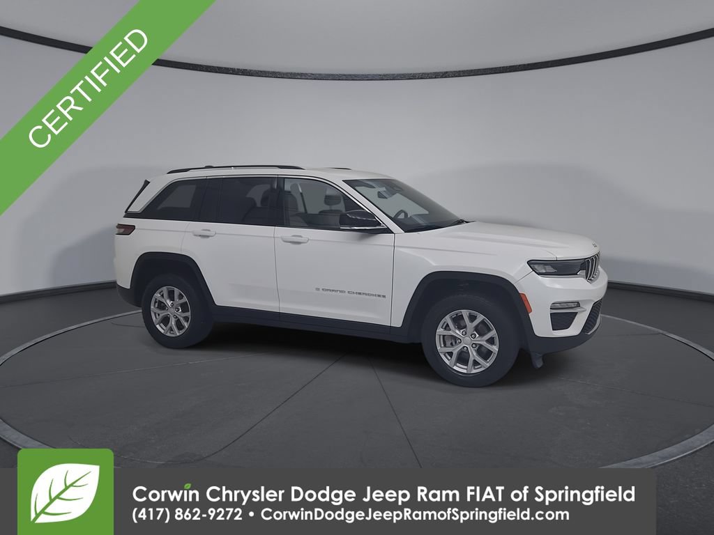 Used 2023 Jeep Grand Cherokee Limited AWD/4WD image 2