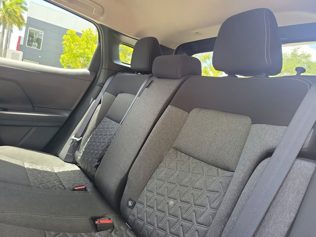 Certified 2025 Nissan Kicks SV FWD image 12