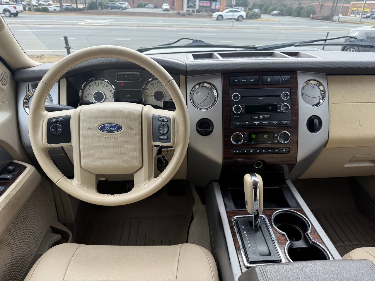 Used 2012 Ford Expedition XLT image 19