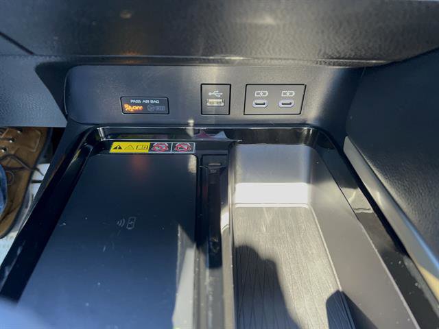 Used 2025 Toyota Camry XSE w/ Premium Plus Package image 27