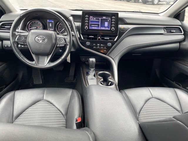 Used 2023 Toyota Camry SE image 6