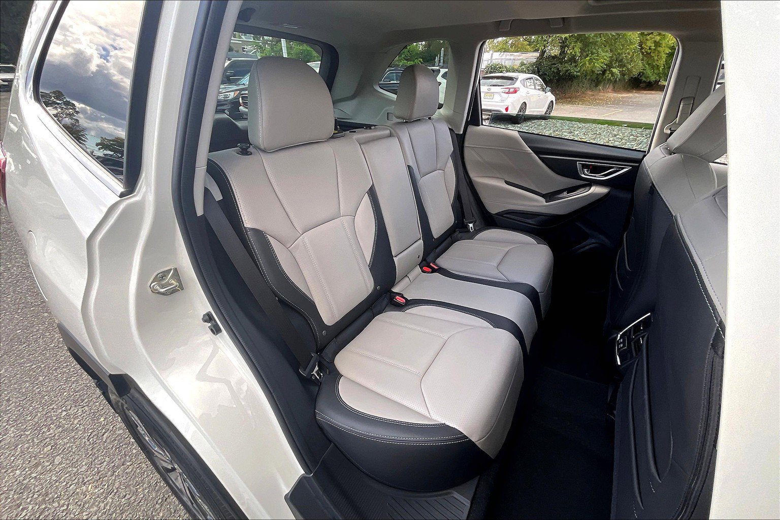 Certified 2021 Subaru Forester Limited image 18