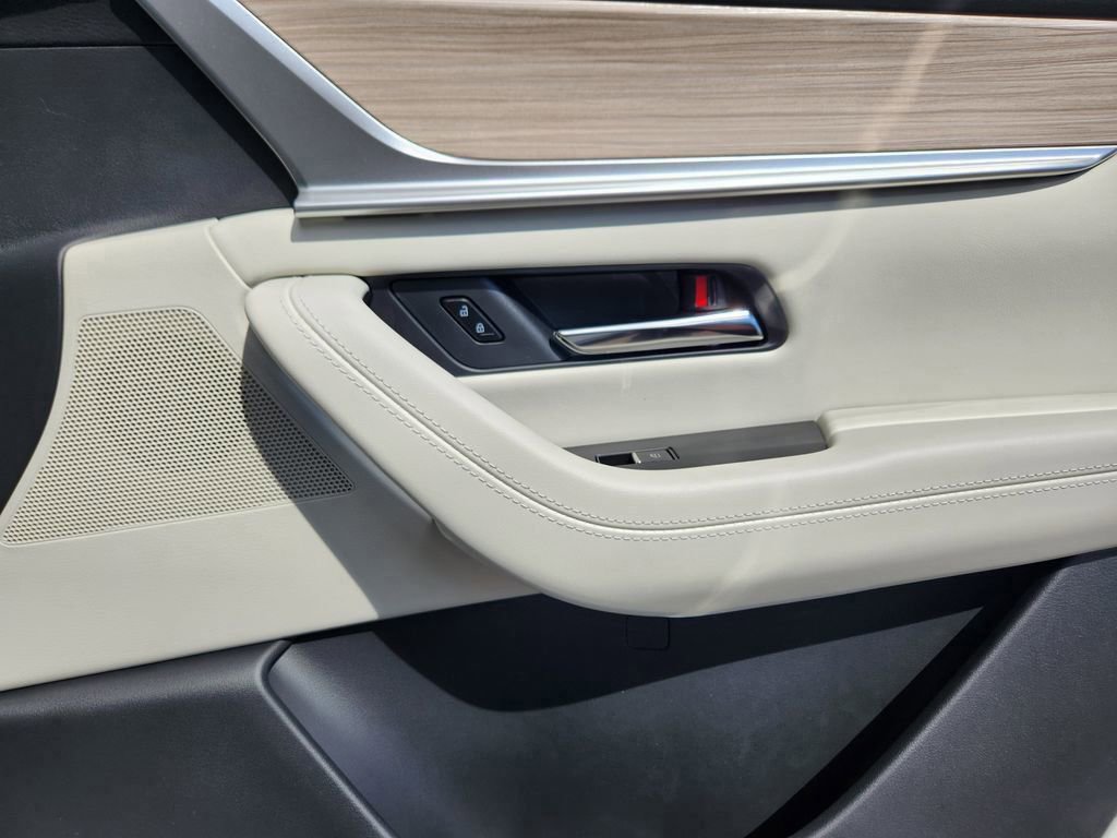 New 2025 MAZDA CX-90 Plug-In Hybrid w/ Premium Plus image 23