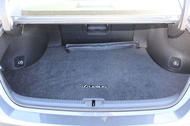 Certified 2023 Lexus ES 350 w/ Premium Package image 8