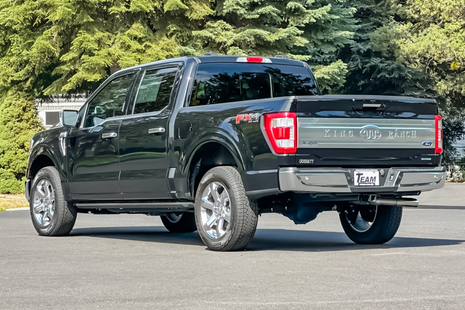 Used 2023 Ford F150 King Ranch w/ Equipment Group 601A High AWD/4WD image 6