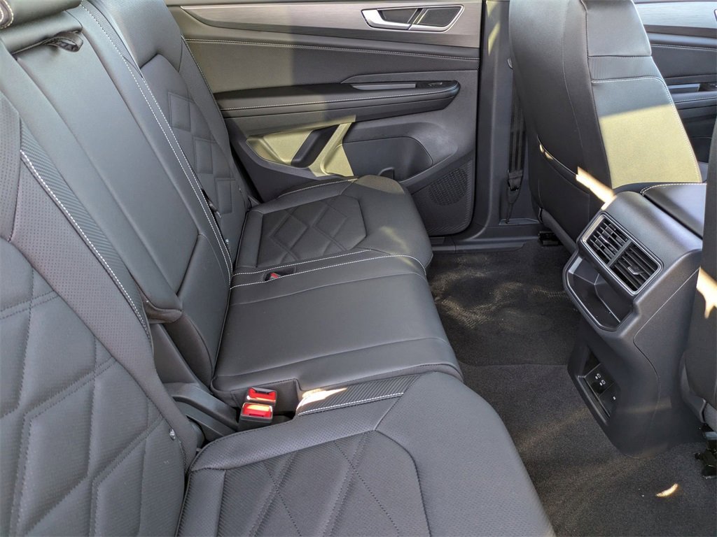 New 2026 Volkswagen Atlas Cross Sport SE image 34