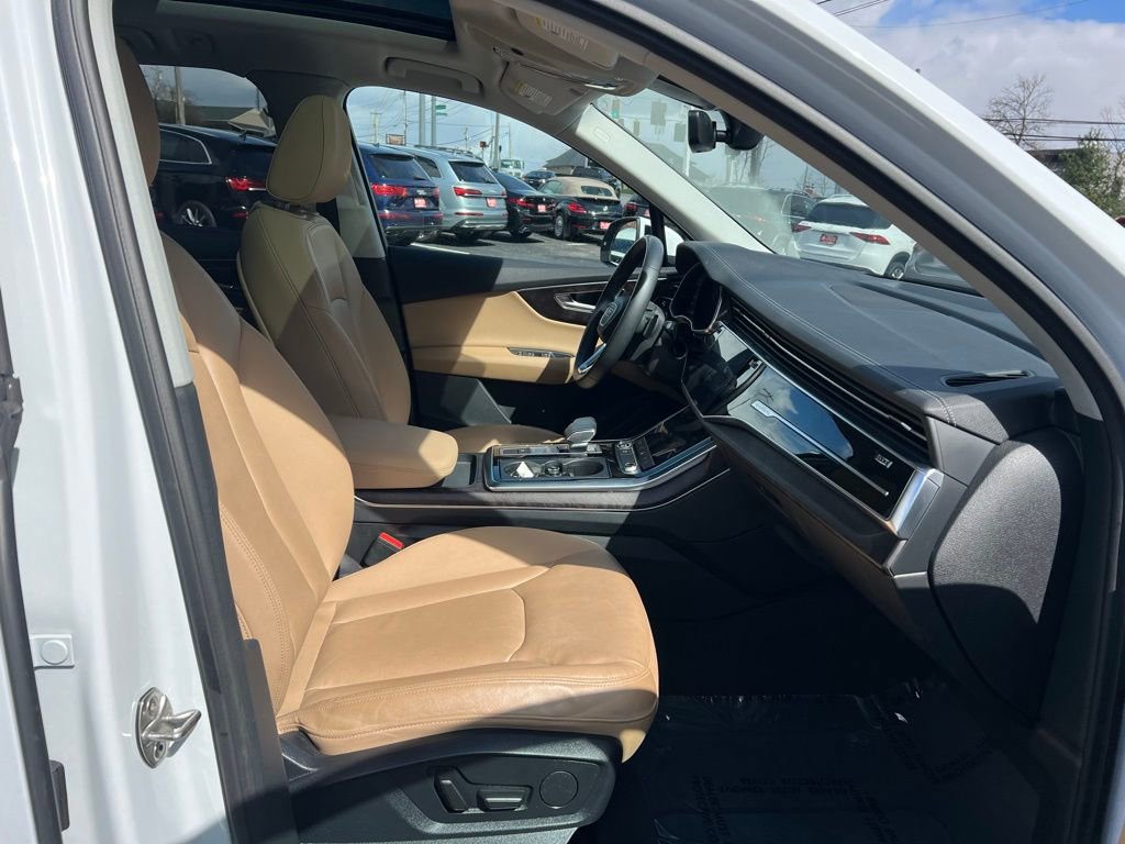 Used 2023 Audi Q7 3.0T Premium image 29