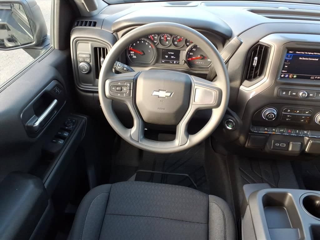 New 2026 Chevrolet Silverado 1500 Custom RWD image 23