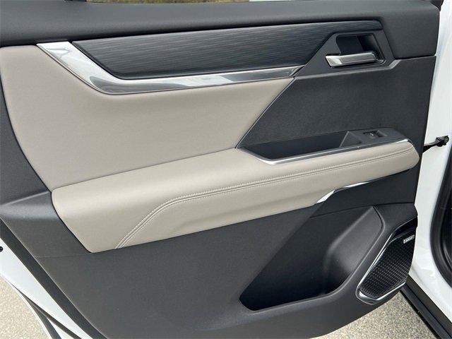 New 2025 GMC Acadia Elevation image 24