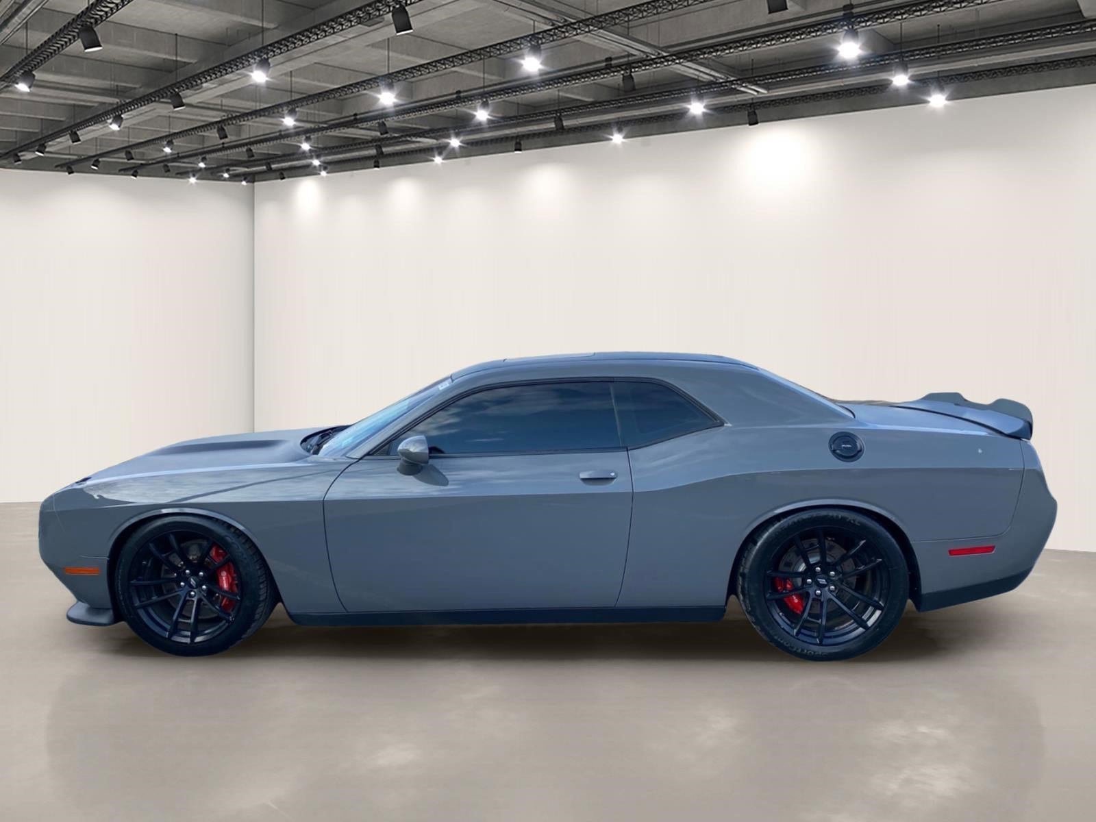 Used 2018 Dodge Challenger T/A image 4