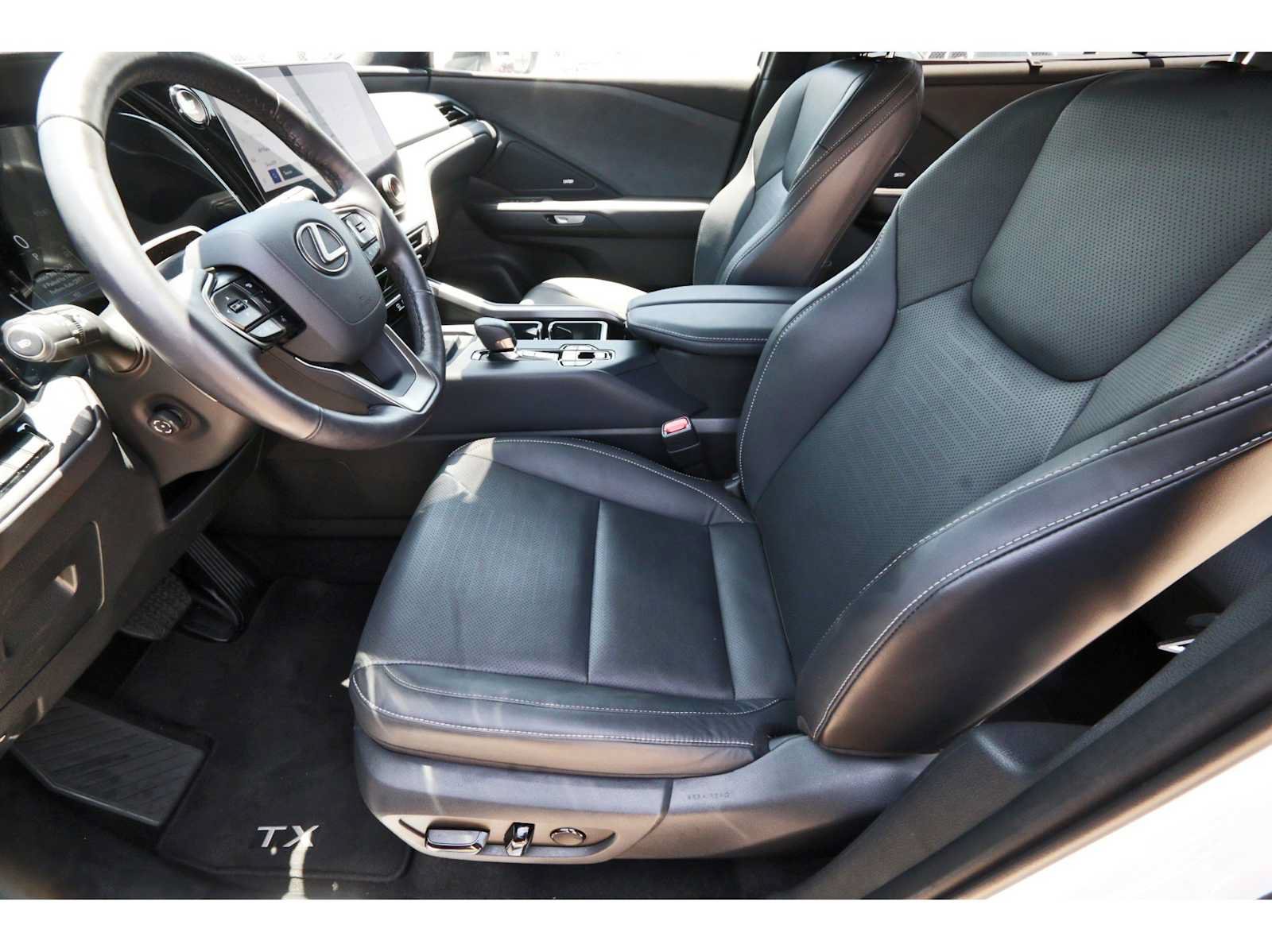 Used 2024 Lexus TX 350 AWD w/ Captains Chair Package image 13