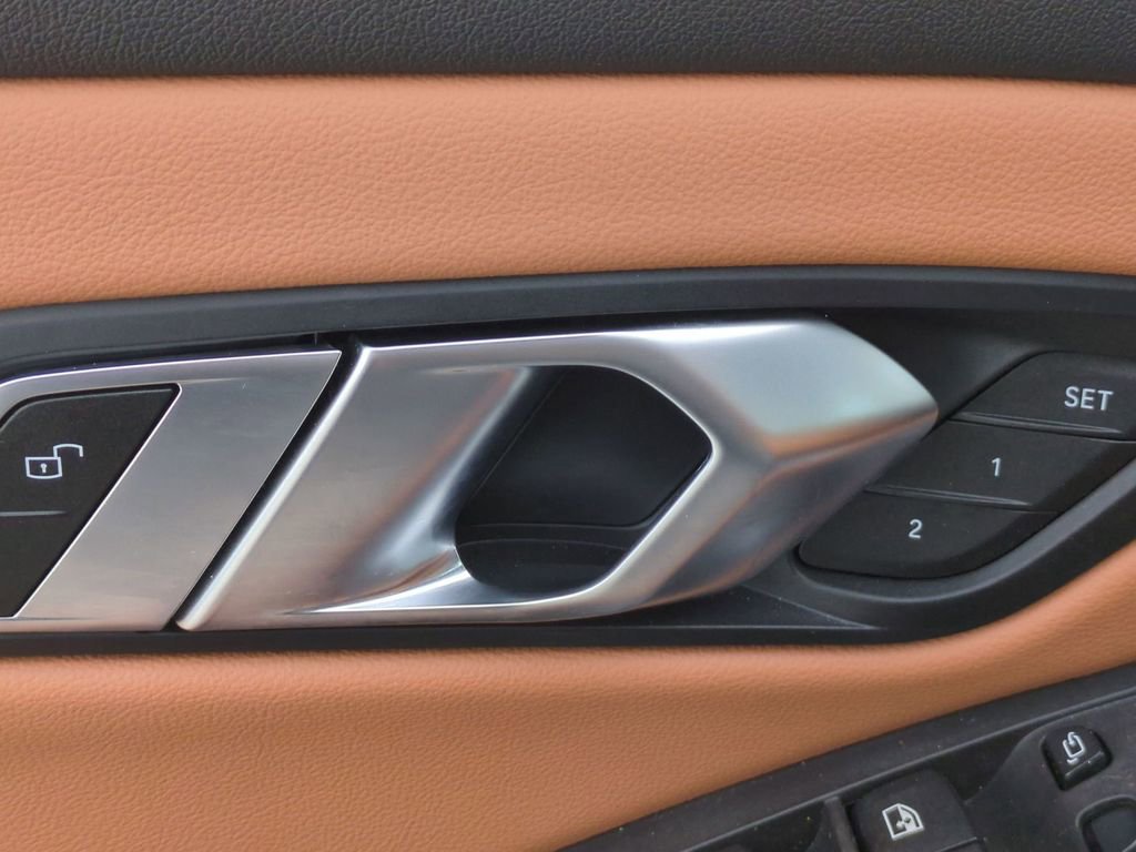 Used 2023 BMW 330i xDrive Sedan w/ Premium Package image 12