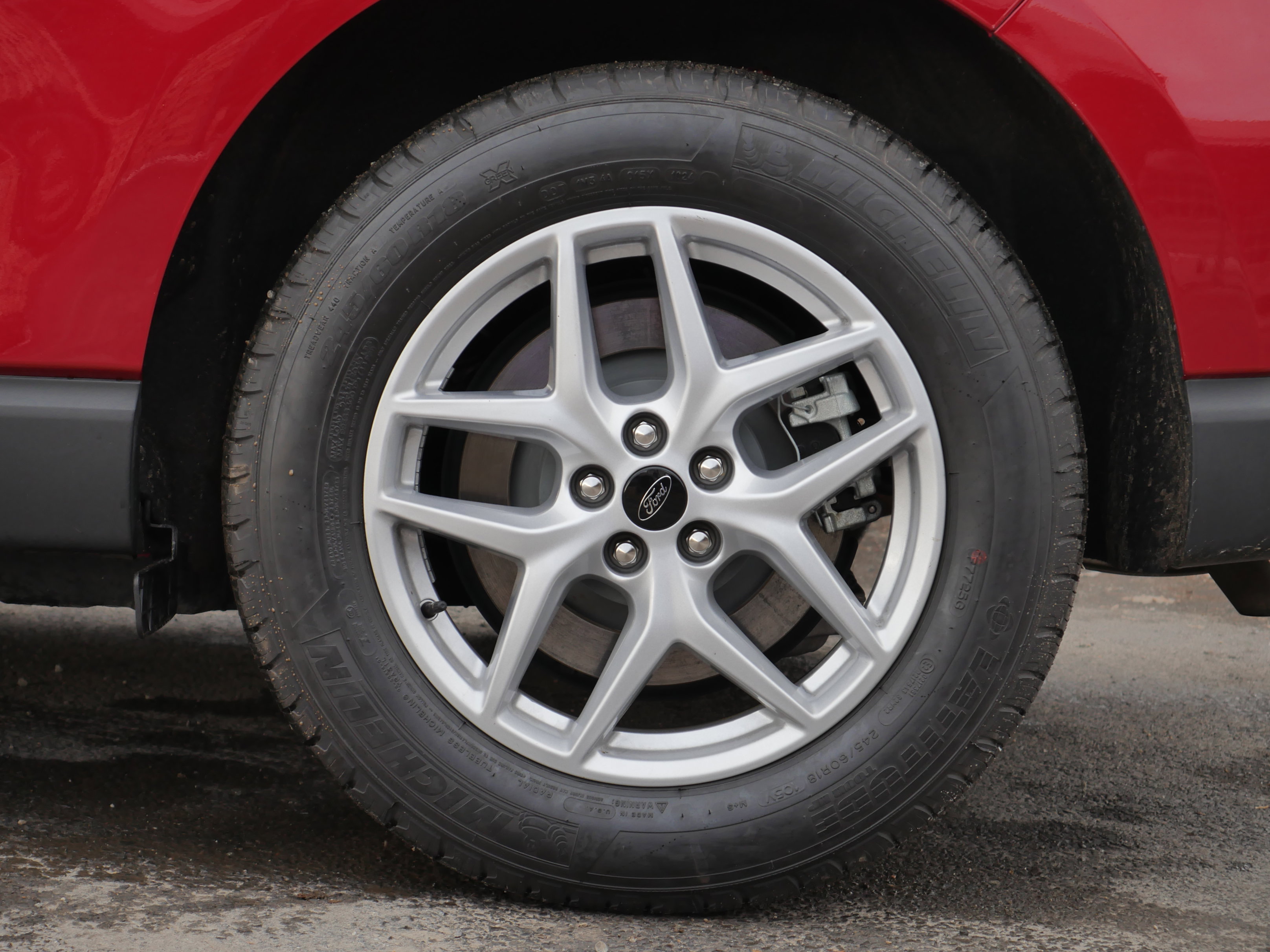 Certified 2024 Ford Edge SEL w/ Convenience Package image 18