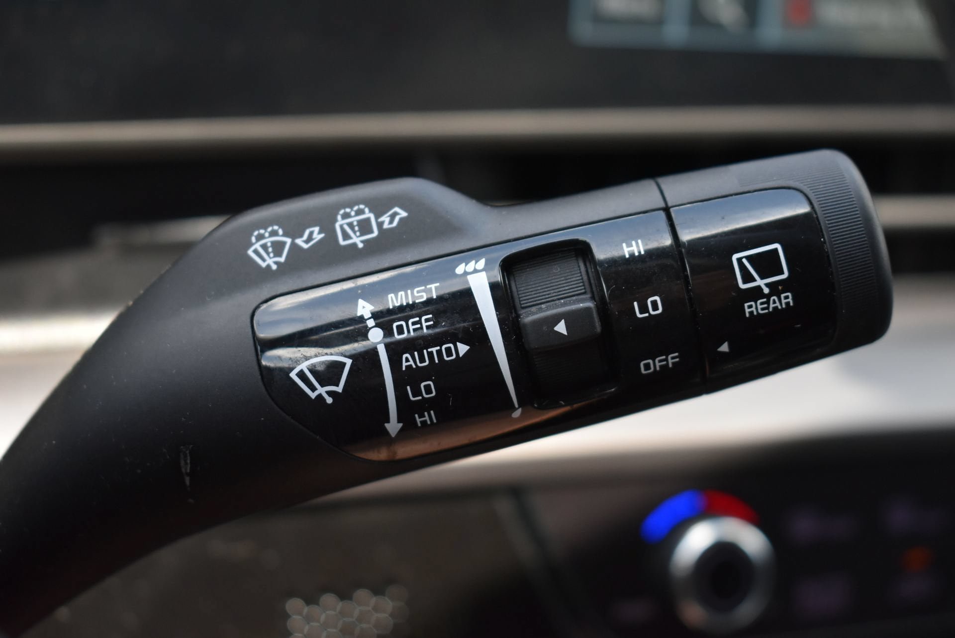 Used 2023 Kia Sportage EX FWD image 23