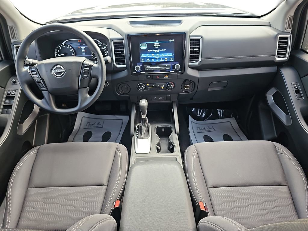 Used 2023 Nissan Frontier SV w/ Tow Package image 12