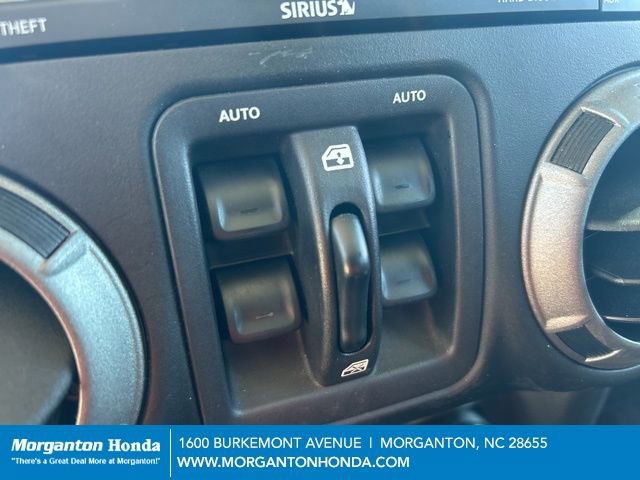 Used 2017 Jeep Wrangler Unlimited Sport w/ Quick Order Package 24S AWD/4WD image 20