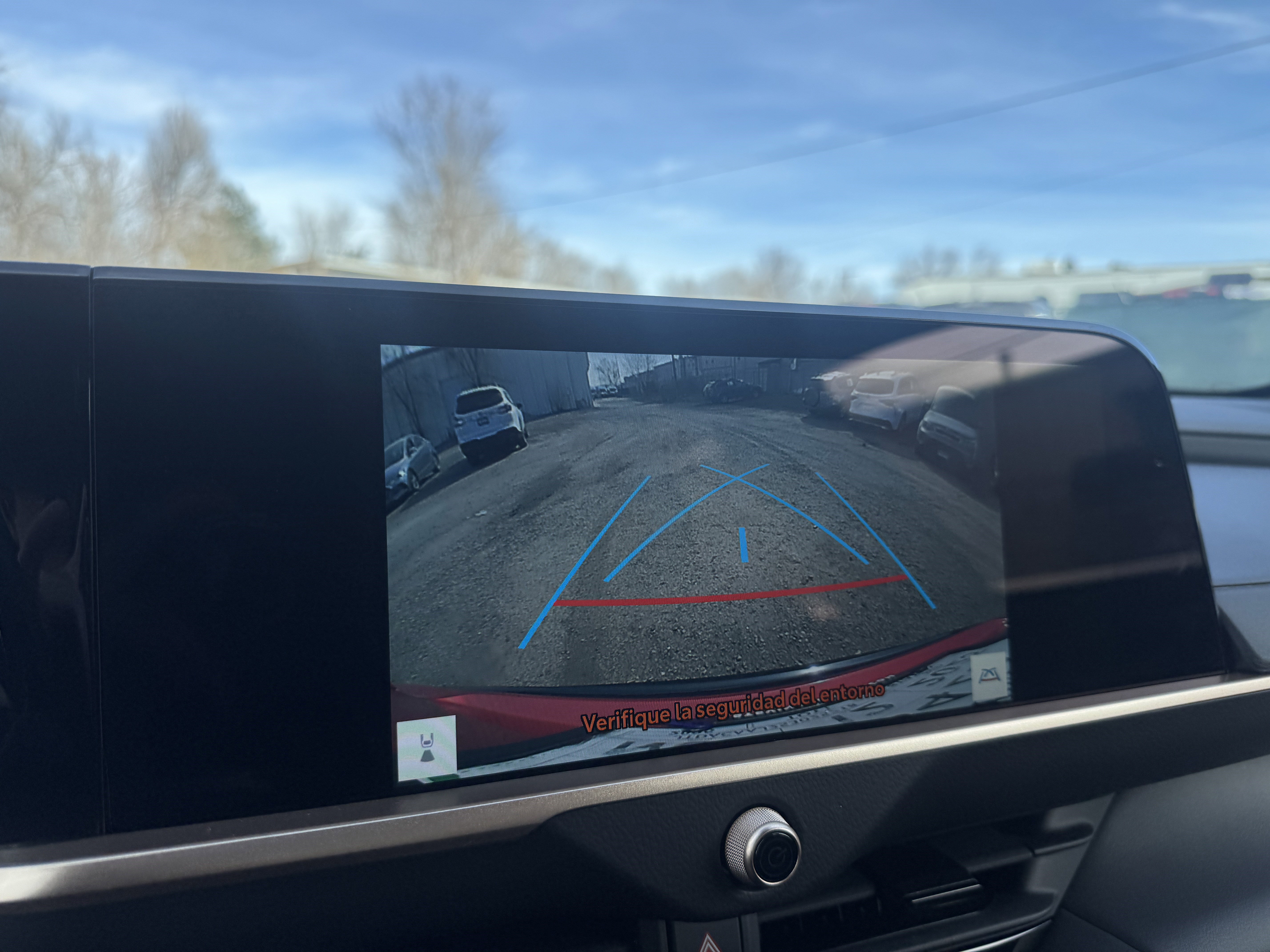 Certified 2025 Toyota Crown Signia image 26