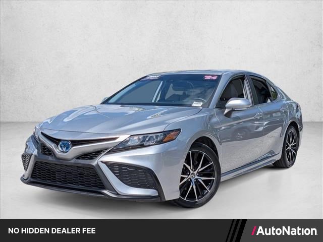 Used 2024 Toyota Camry SE