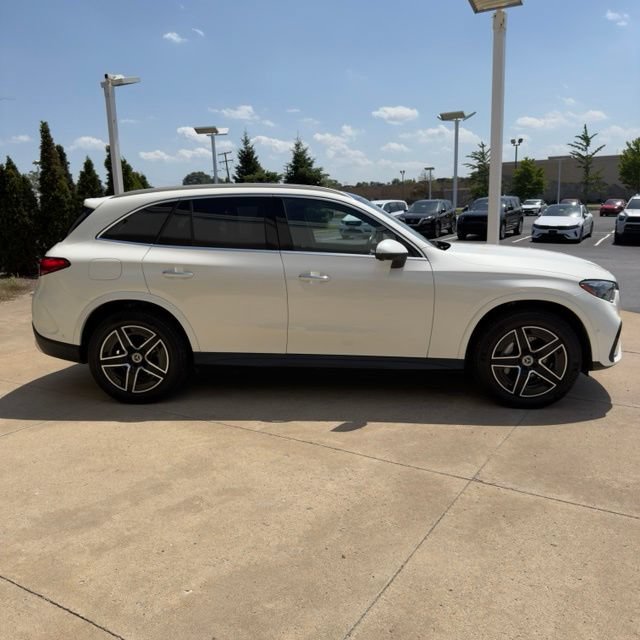 Used 2023 Mercedes-Benz GLC 300 4MATIC image 6