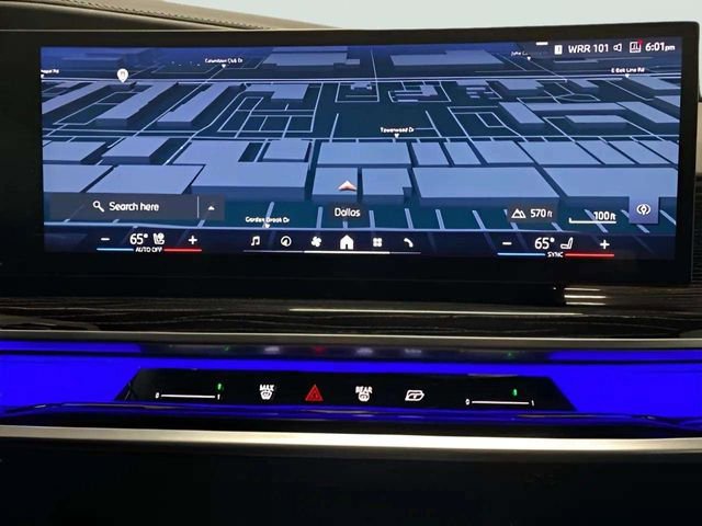 Used 2025 BMW 740i xDrive AWD/4WD image 39