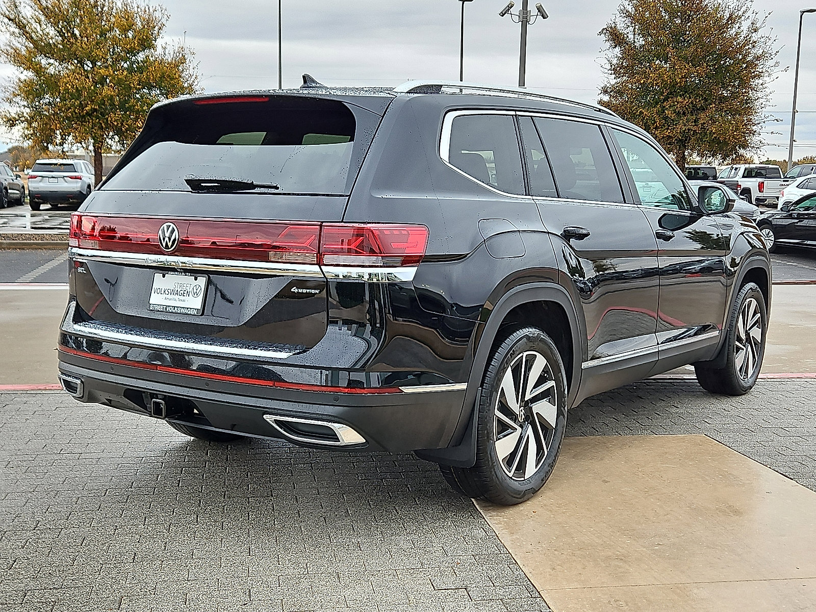 New 2026 Volkswagen Atlas SEL image 4