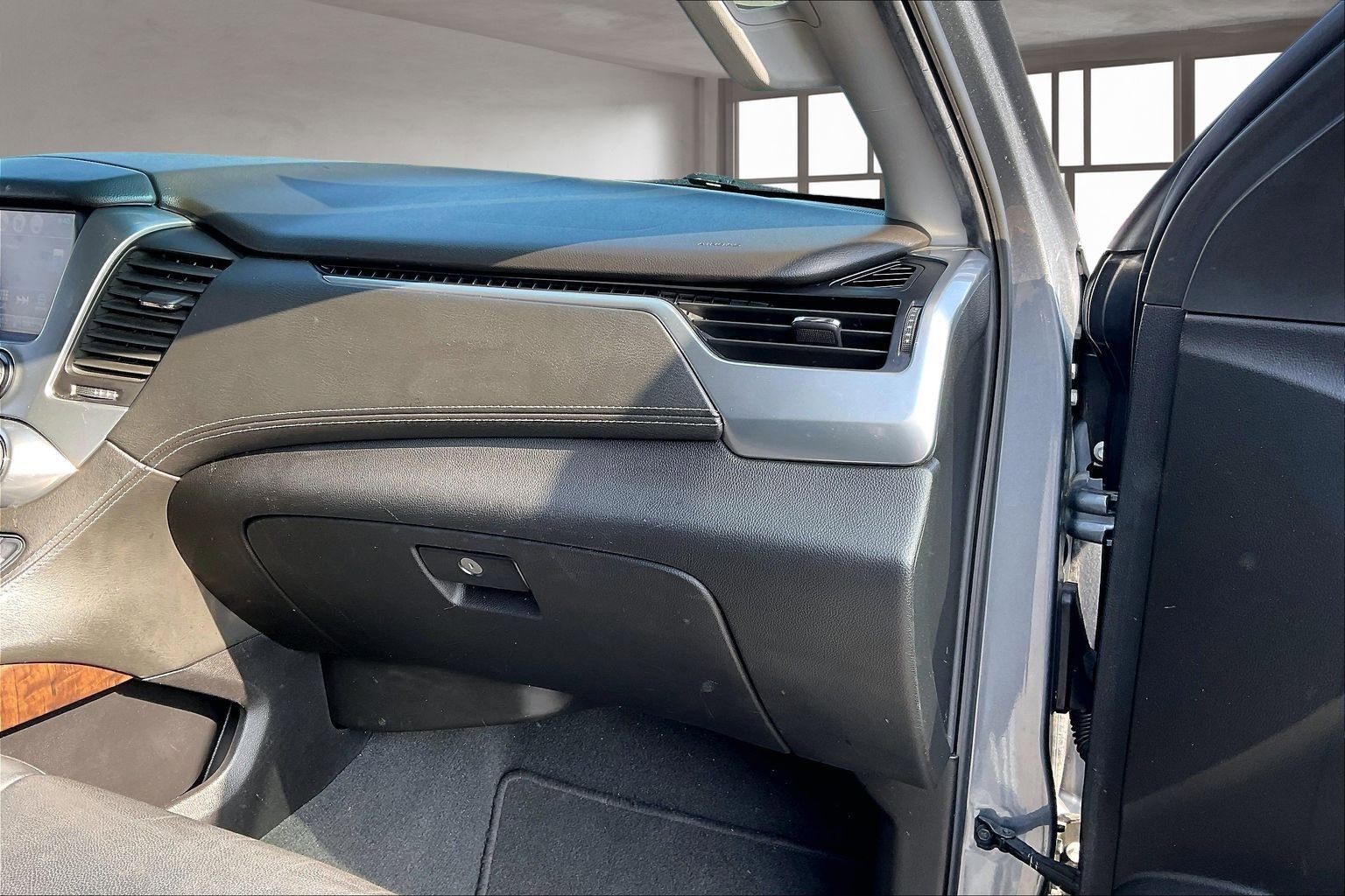 Used 2020 Chevrolet Tahoe LT w/ Max Trailering Package image 27