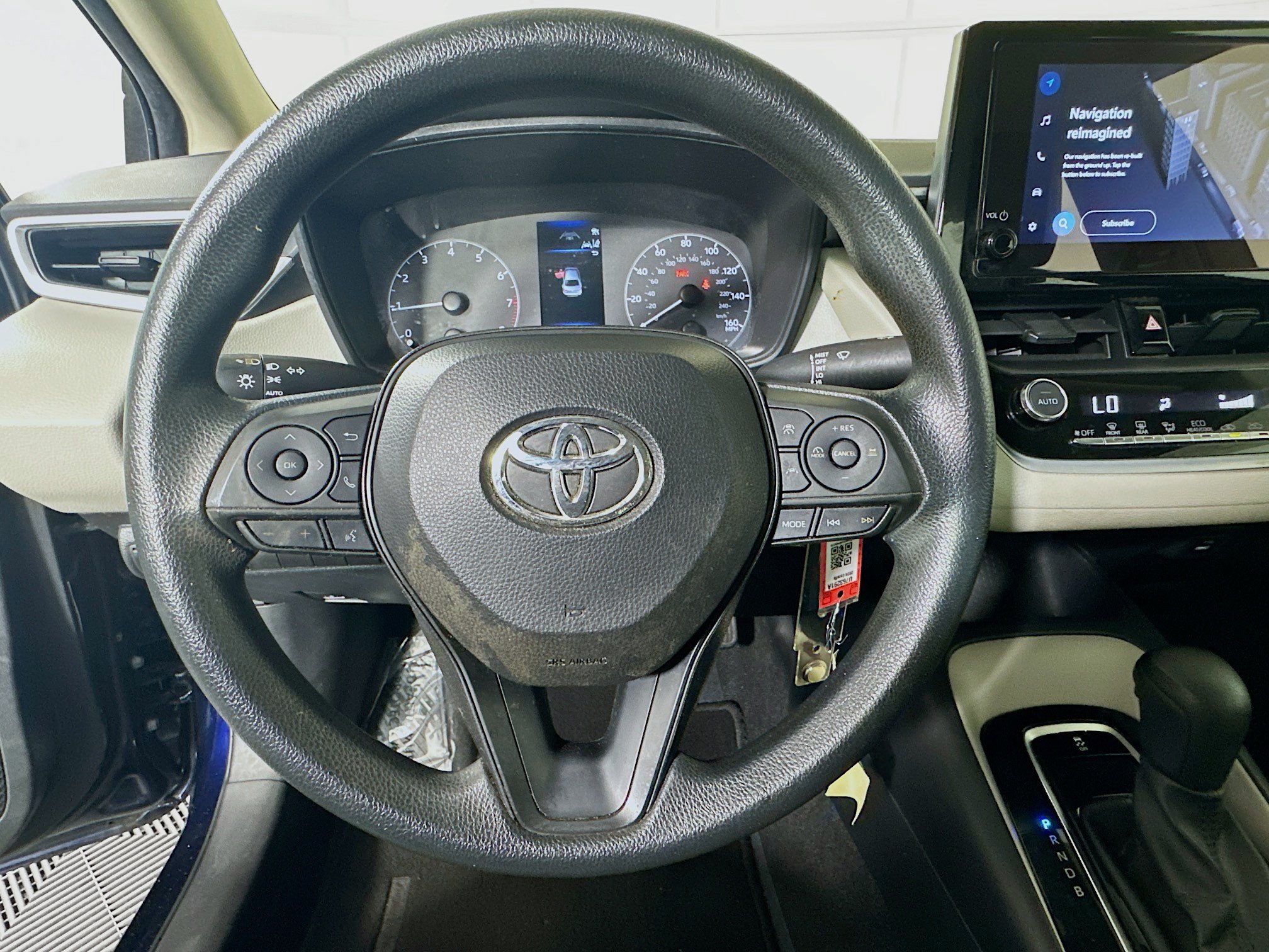 Used 2024 Toyota Corolla LE FWD image 15