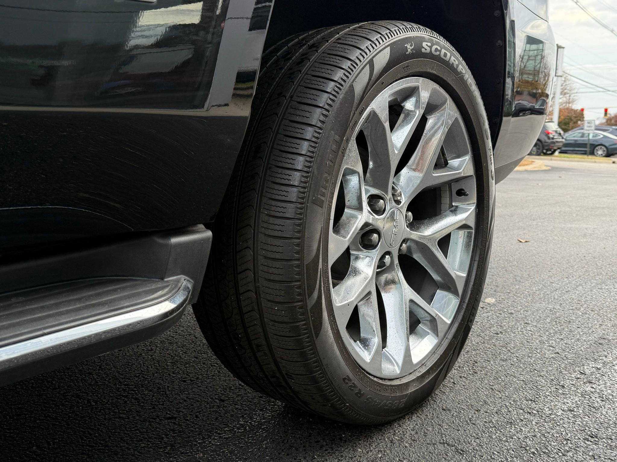 Used 2018 GMC Yukon Denali image 15