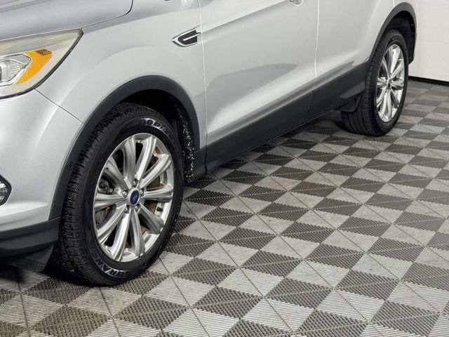 Used 2018 Ford Escape Titanium AWD/4WD image 13